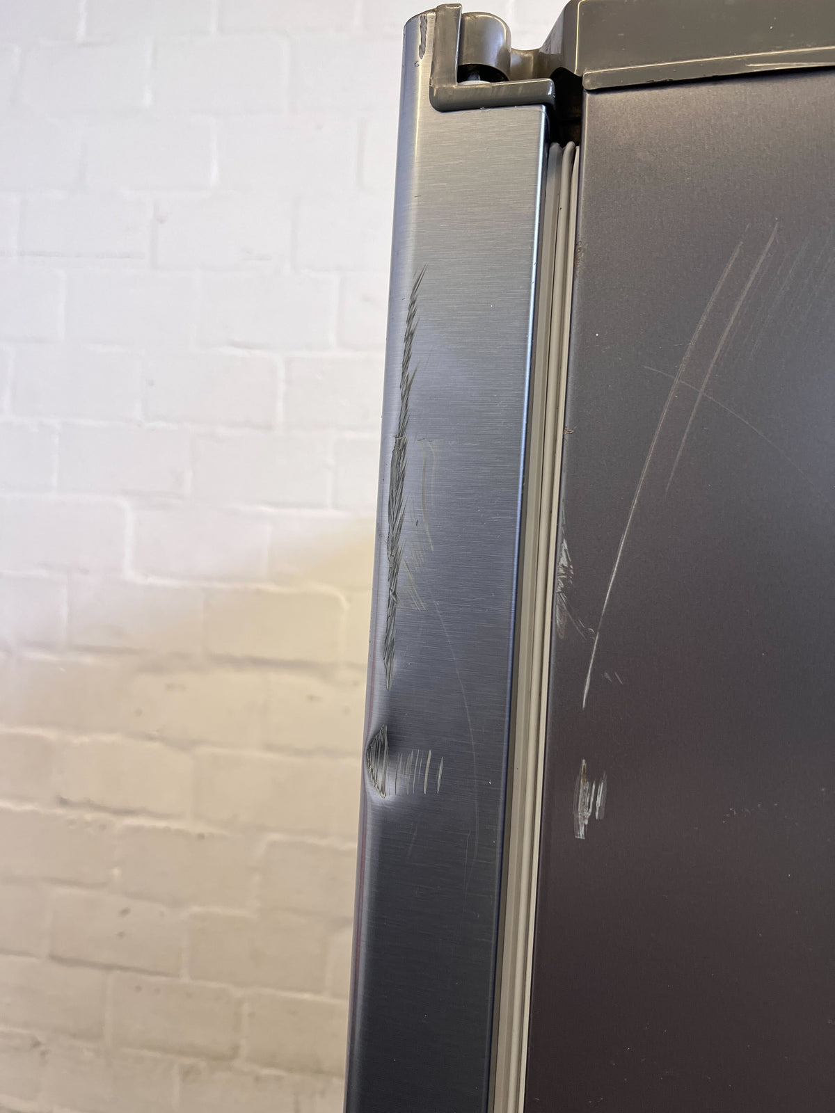 Samsung Side-by-Side Fridge Freezer -Not getting cold