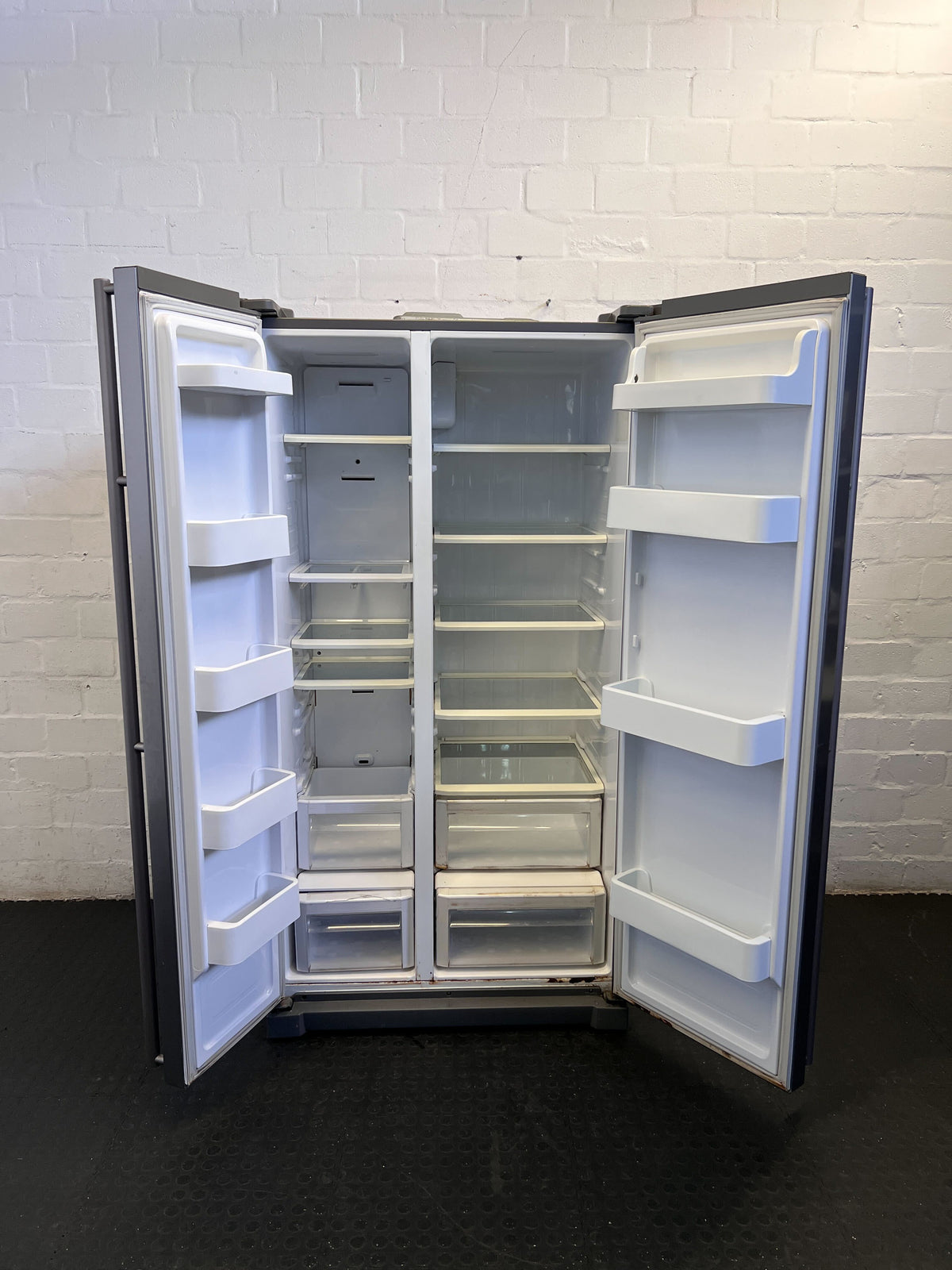 Samsung Side-by-Side Fridge Freezer -Not getting cold