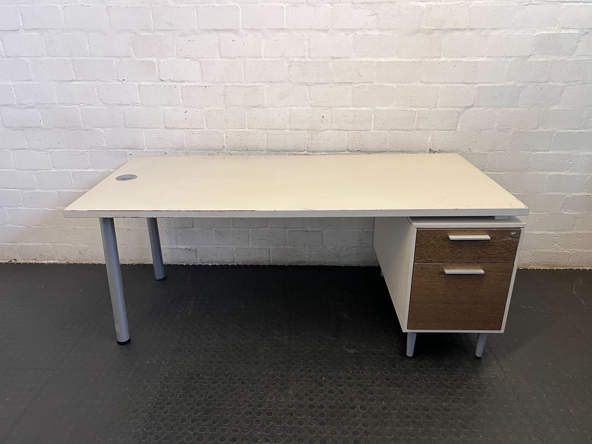 Vintage Style Office Desk with Wood Grain Drawers