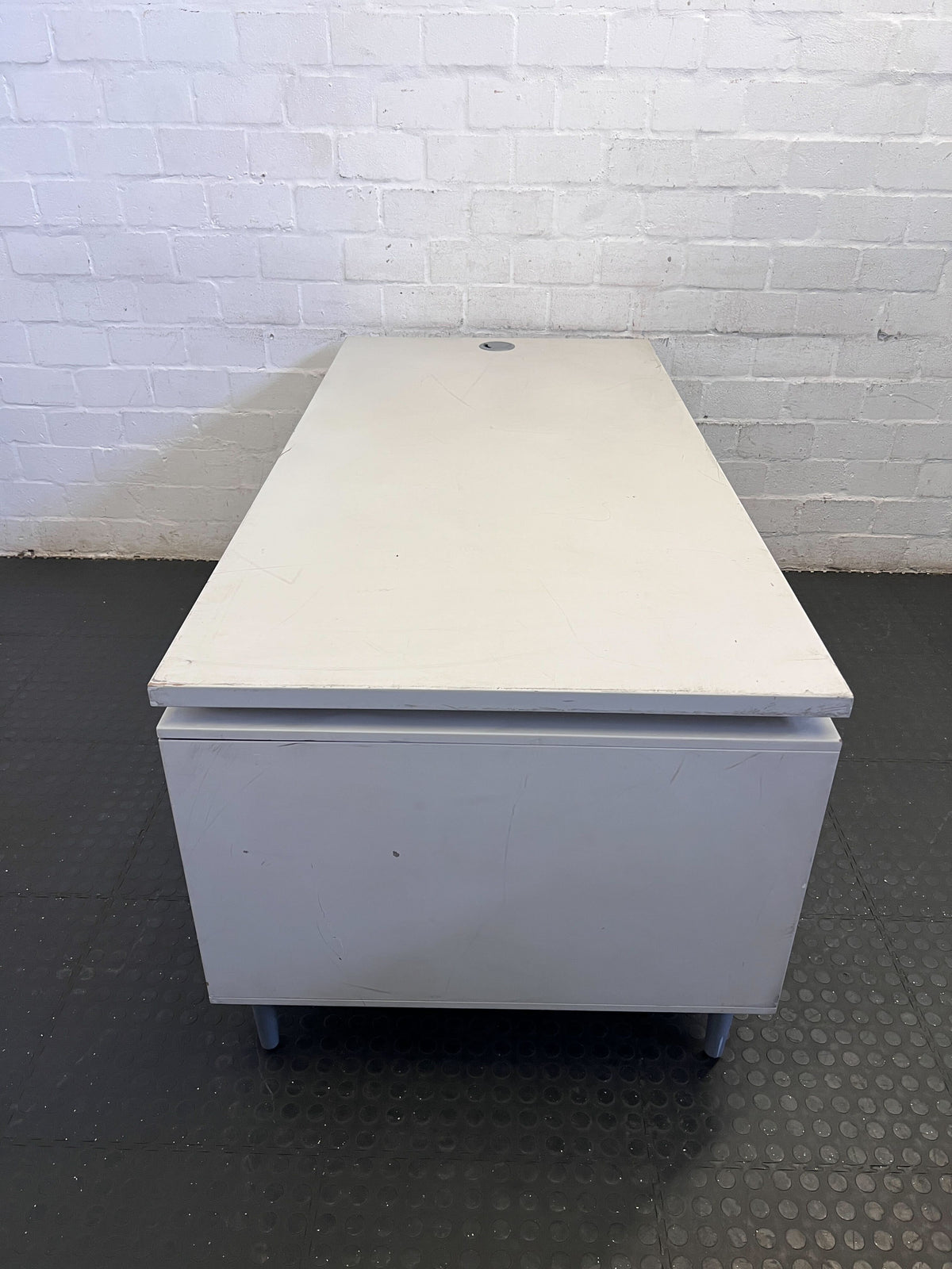 Vintage Style Office Desk with Wood Grain Drawers