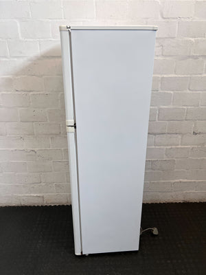 Dixon Compact White Fridge-Freezer Combo
