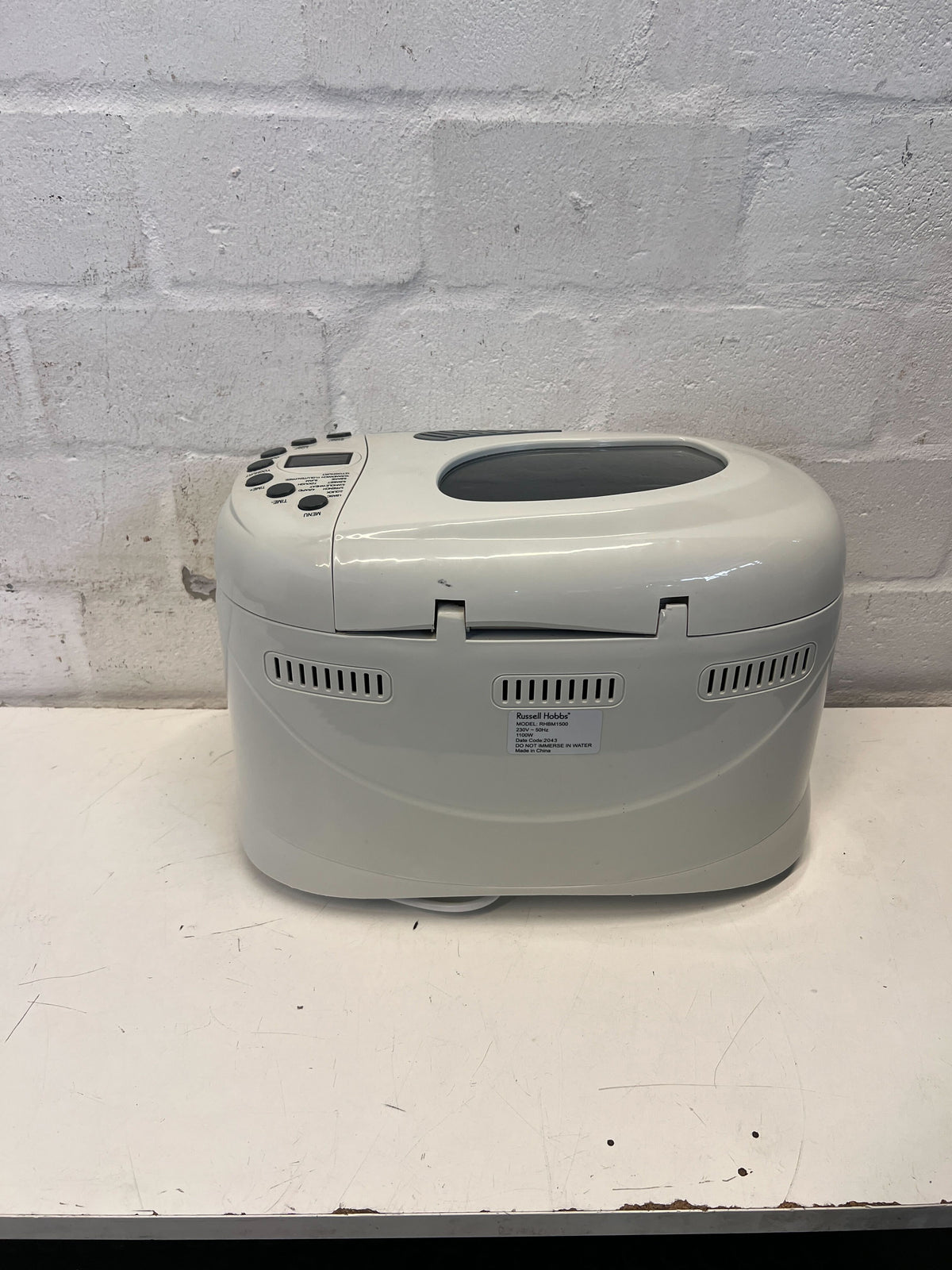 Russell Hobbs Automatic Bread Maker - Fresh Homemade Loaves!