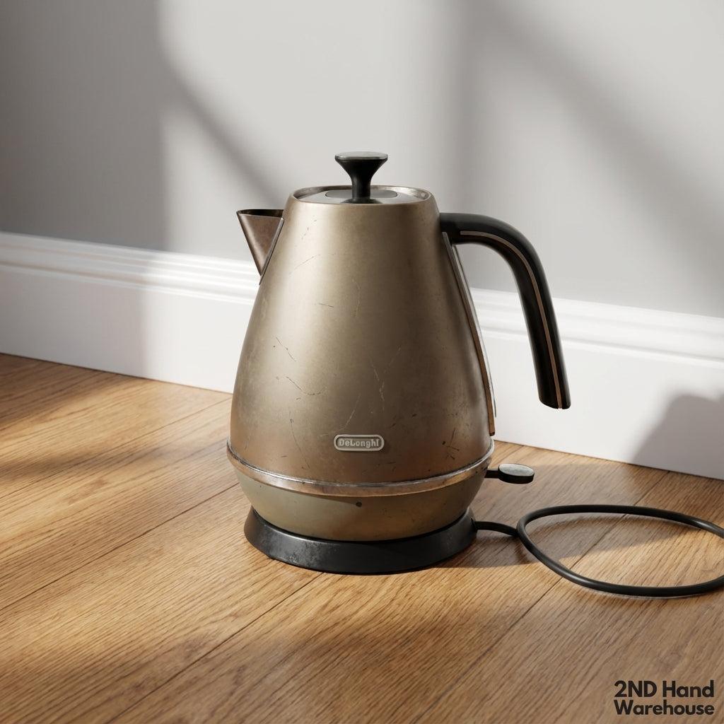 De'Longhi Modern Bronze Electric Kettle - Pre-Loved Kitchen Essential