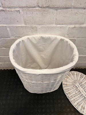 Charming White Wicker Laundry Hamper with Lid