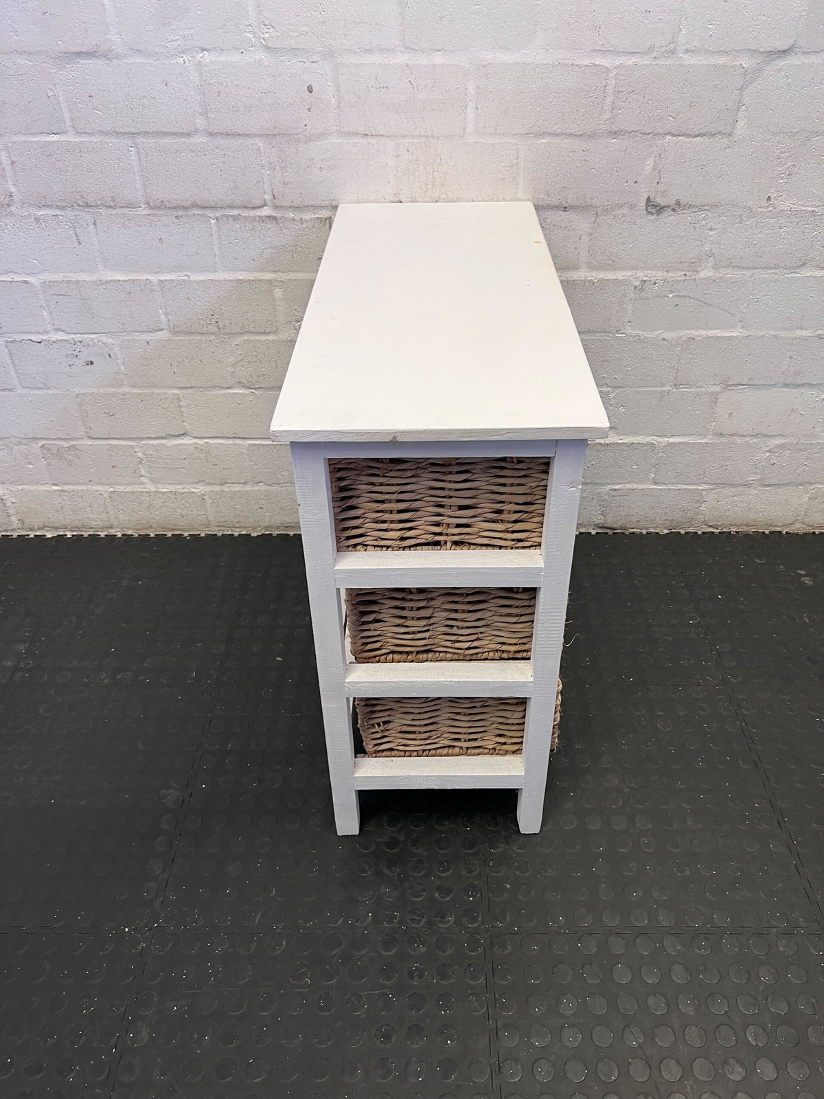 Charming White Wicker Basket Storage Chest