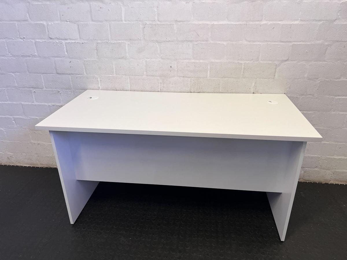 Sleek White Office Desk with Cable Management