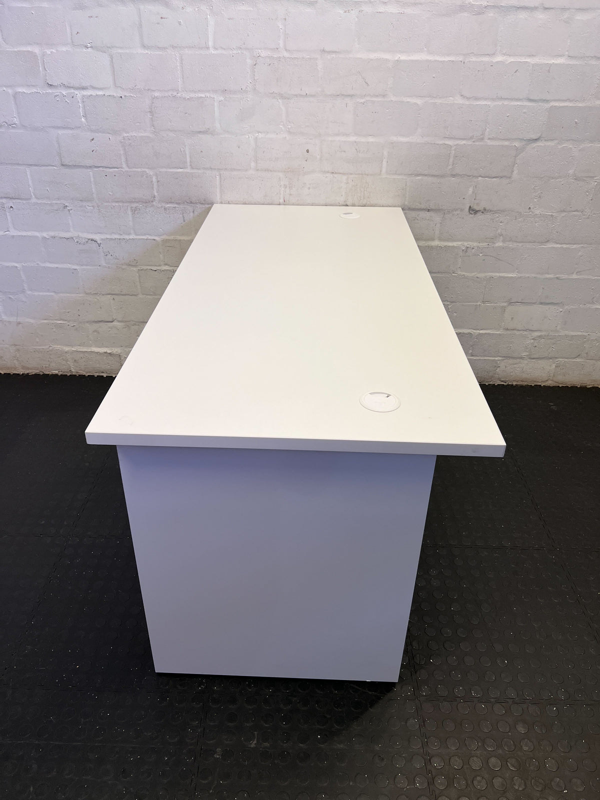 Sleek White Office Desk with Cable Management