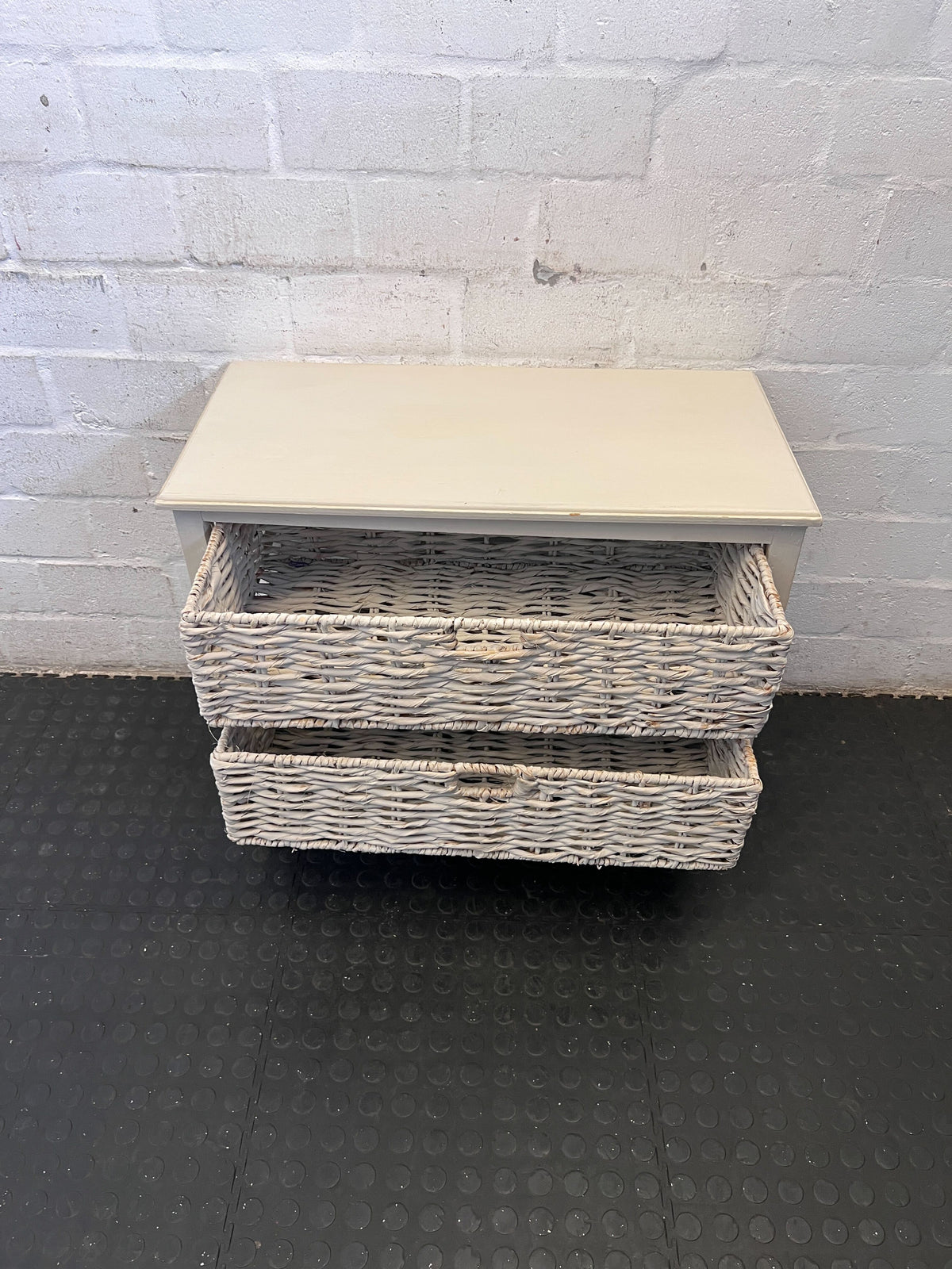 Charming 2-Drawer Wicker Basket Storage Unit