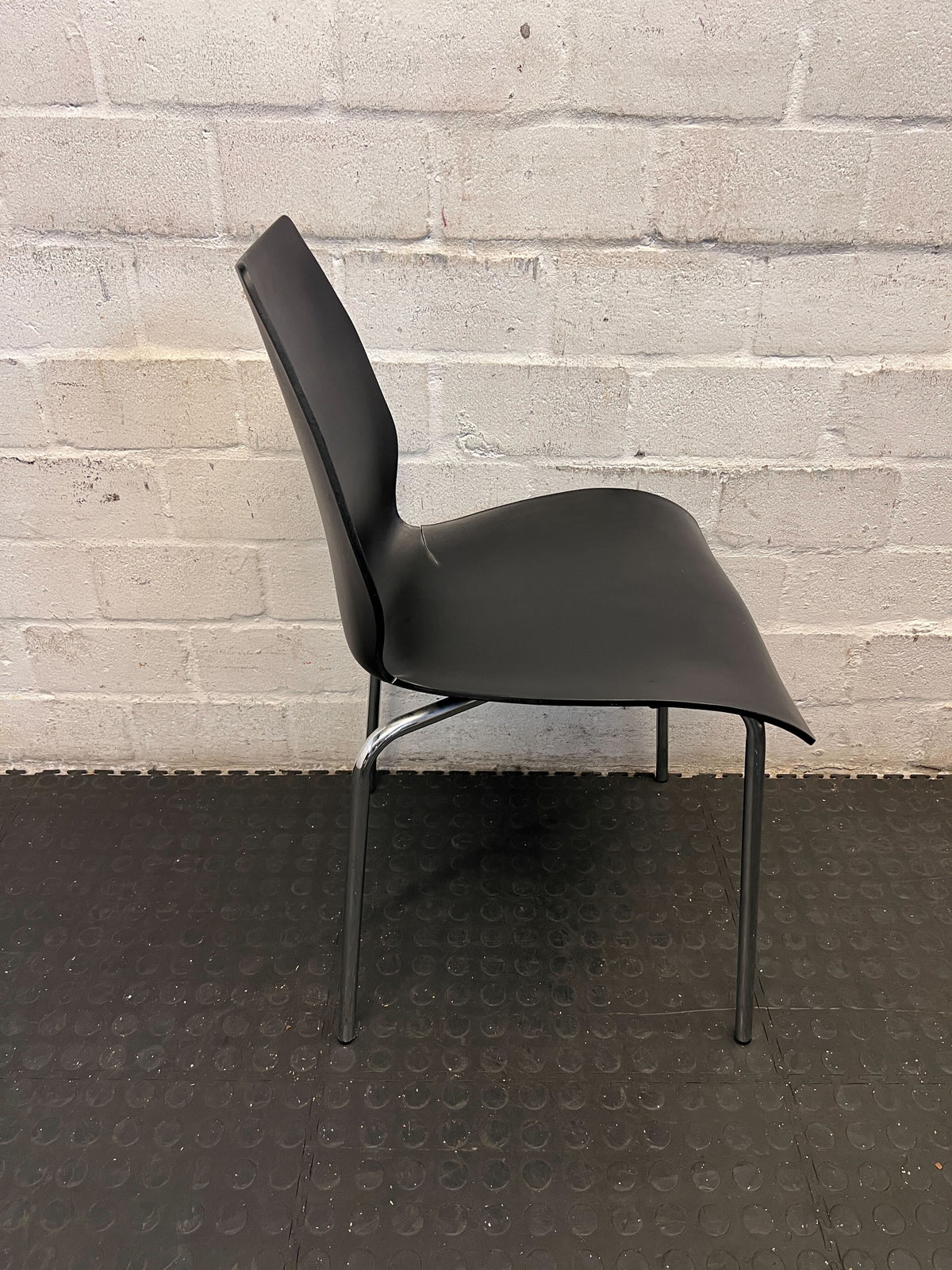 Sleek Black Modern Dining / Office Chair