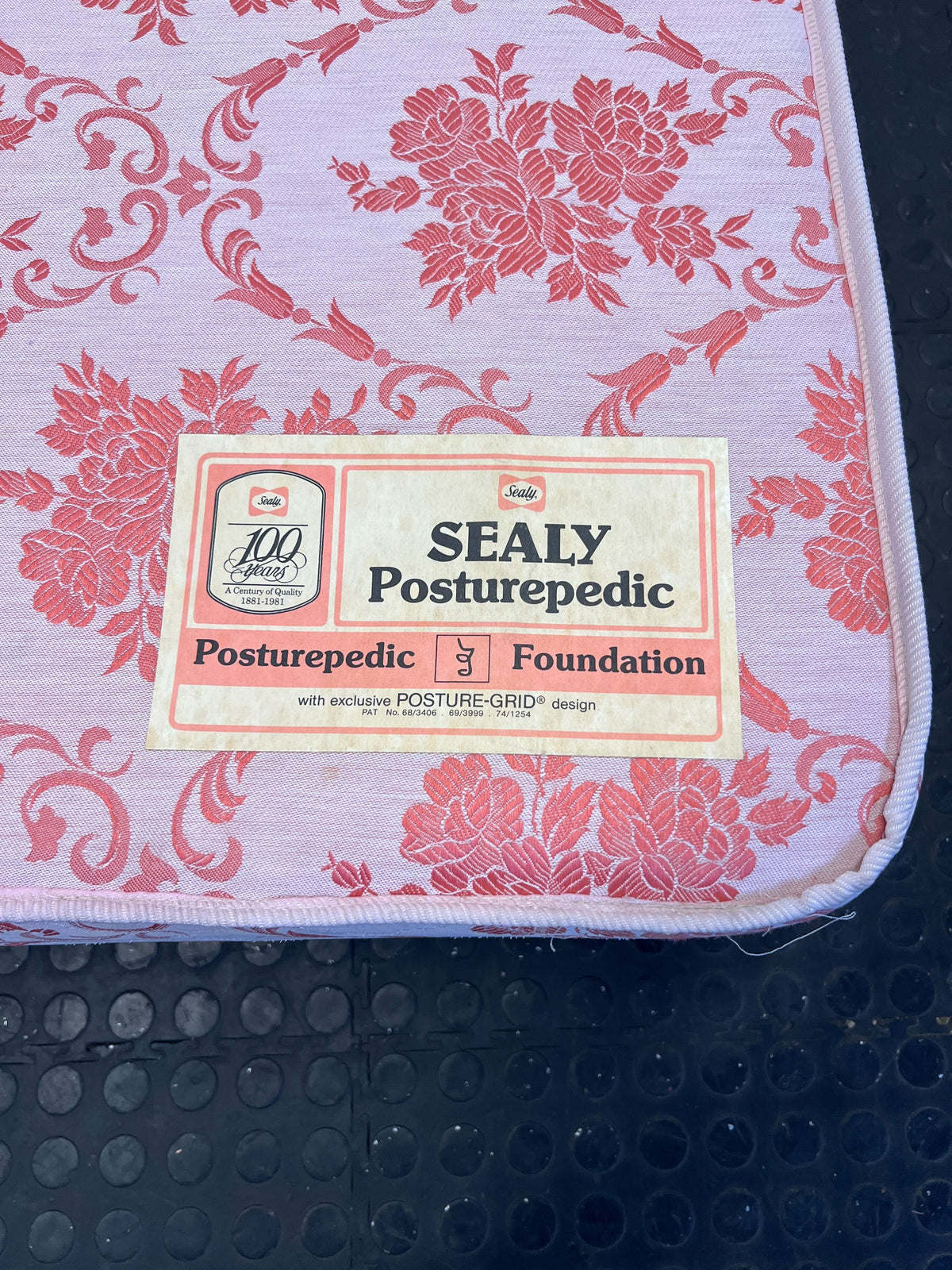 Vintage Sealy Posturepedic Single Mattress Foundation