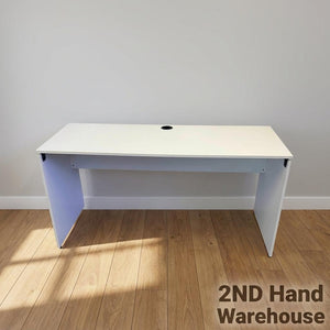 Sleek White Home Office Desk with Cable Management