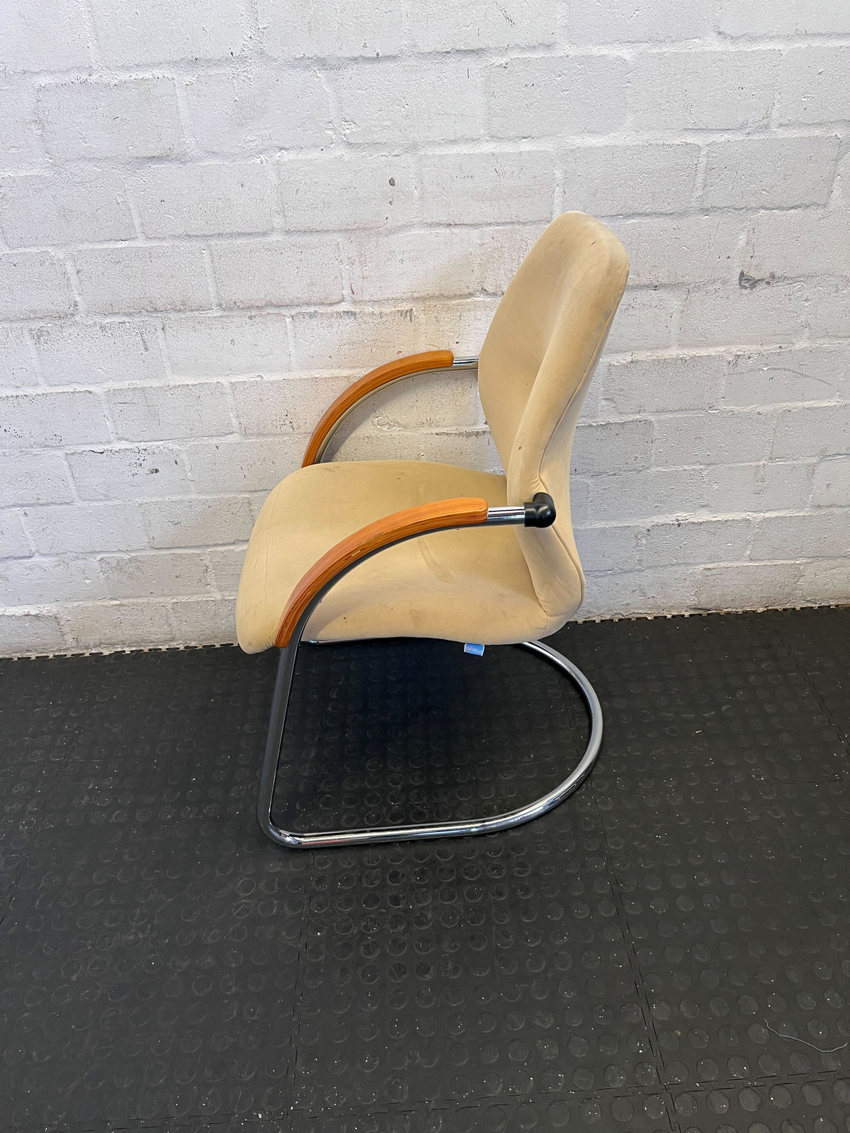 Retro Beige Upholstered Cantilever Chair with Wood Arms