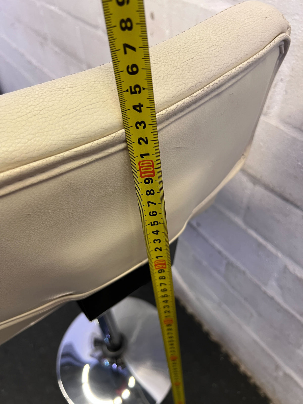 Stylish Adjustable Bar Stool - Cream & Chrome ✨