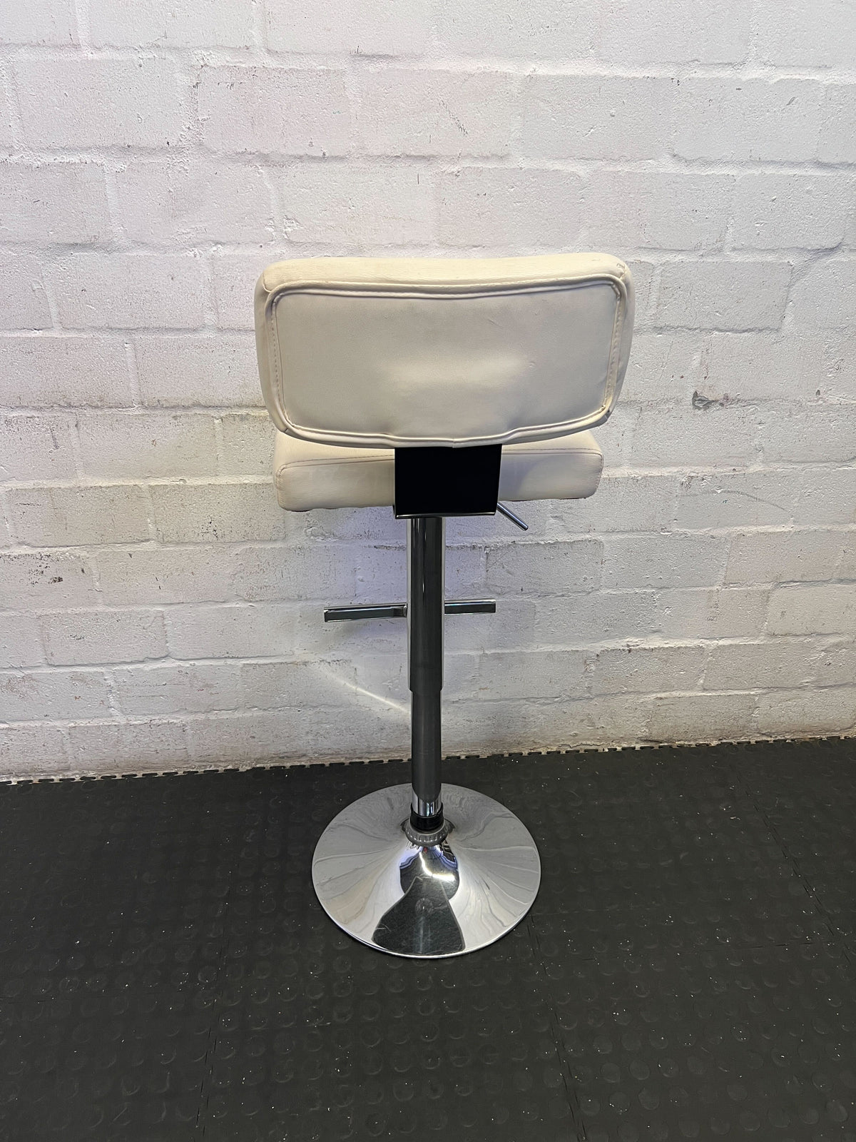 Stylish Adjustable Bar Stool - Cream & Chrome ✨