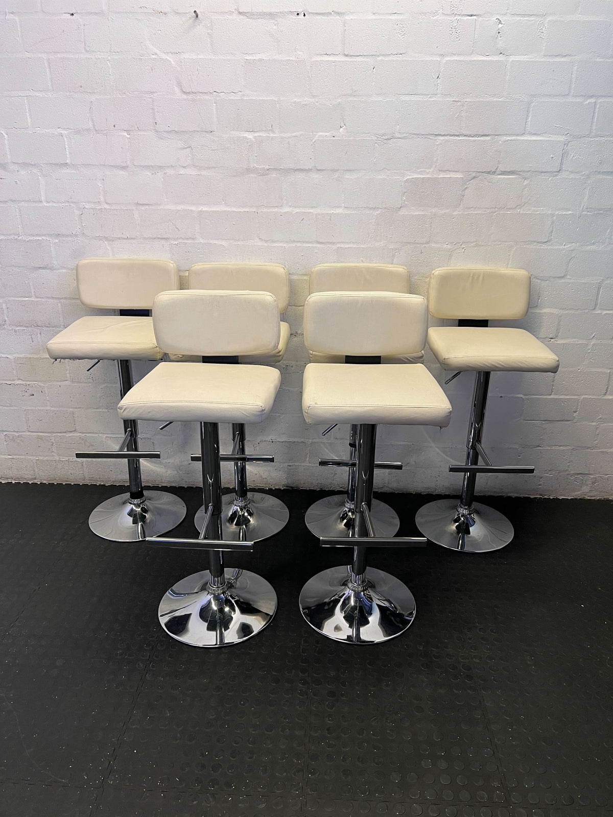 Stylish Adjustable Bar Stool - Cream & Chrome ✨