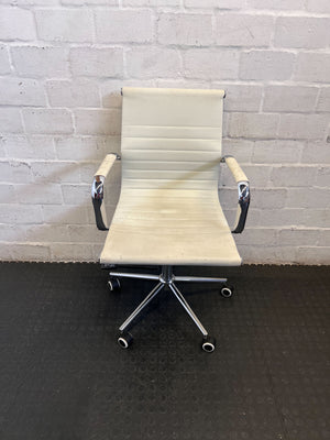 Sleek Cream Ribbed Swivel Office Chair