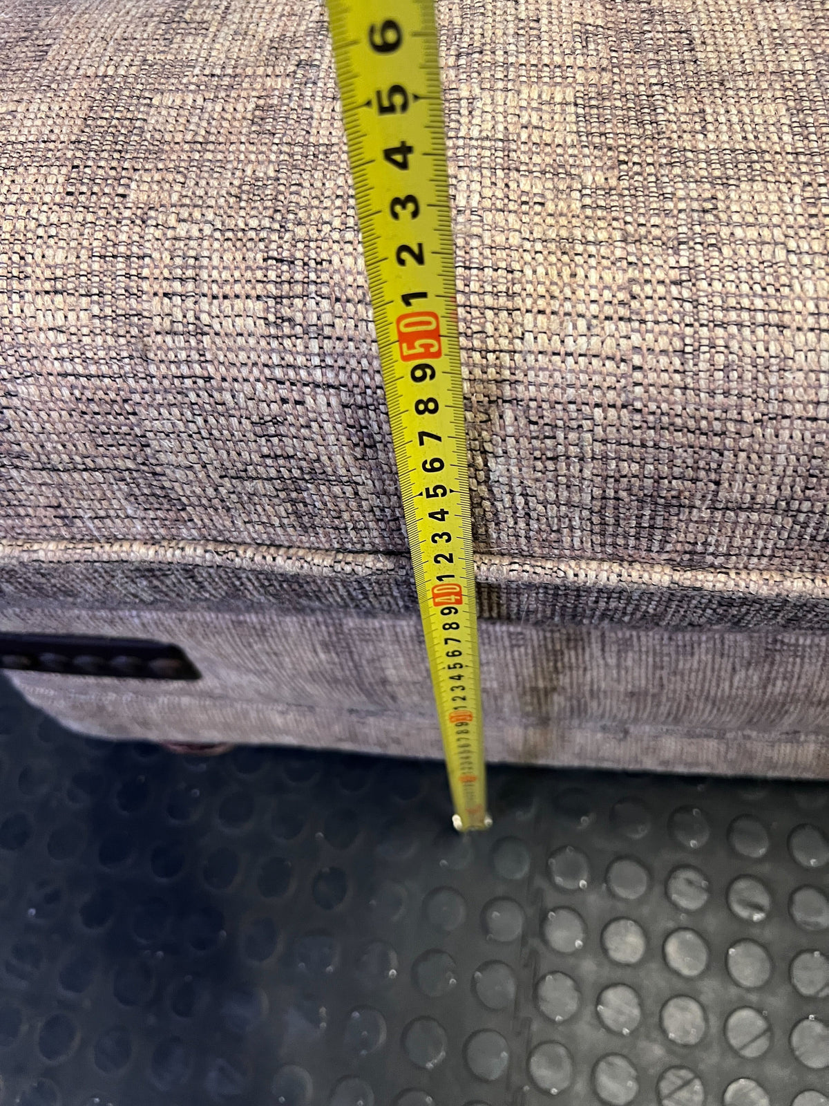 Charming Patterned Two-Seater Sofa with Accent Pillows ✨