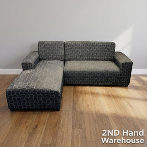 Modern Grey Patterned Chaise Sofa - Sectional Comfort