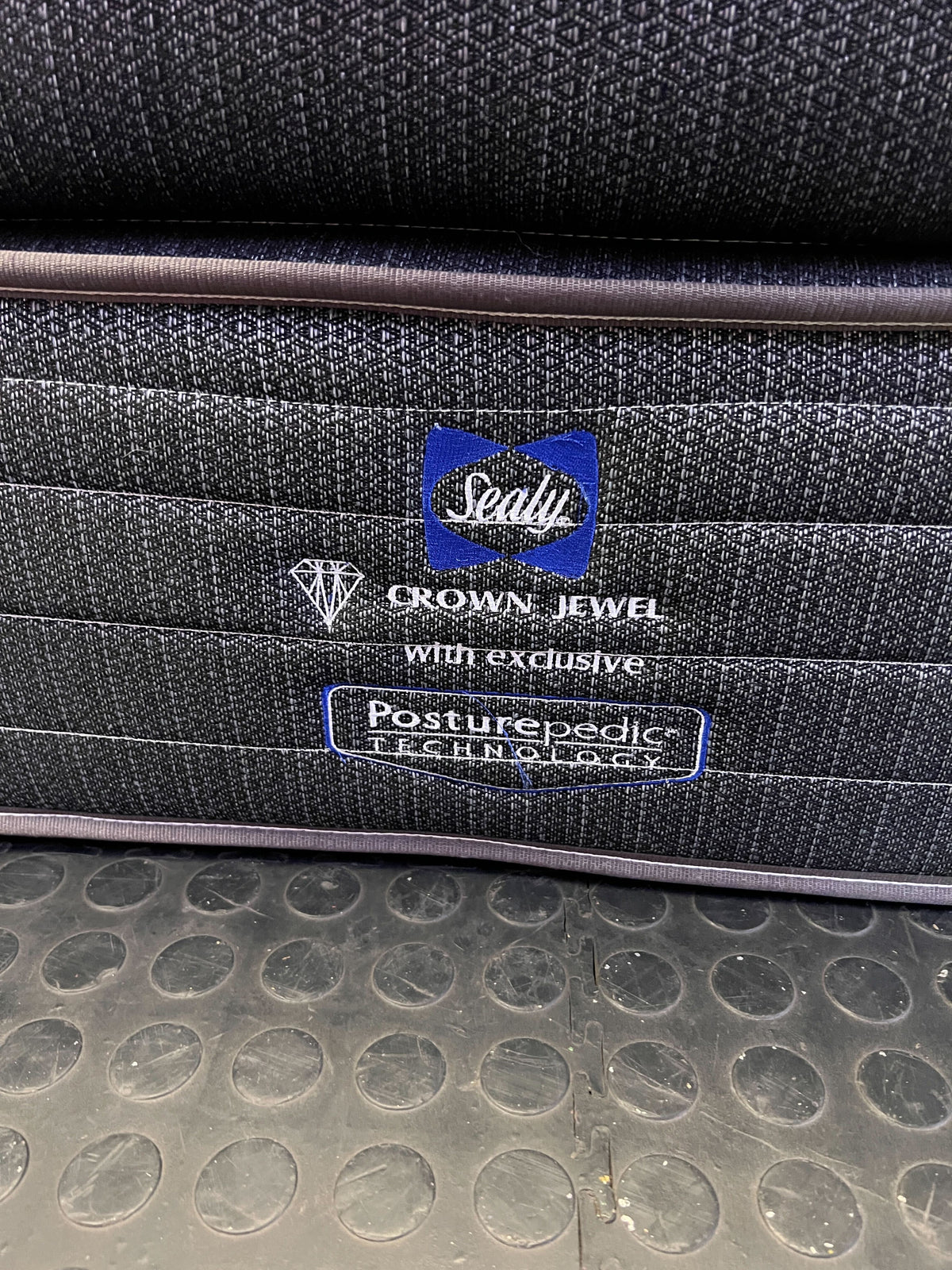 Sealy Posturepedic Small Single Mattress - Ultimate Comfort 90 by 190