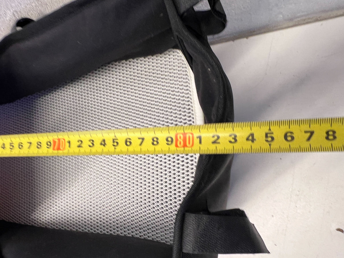 Bugaboo Style Baby Bassinet / Carrycot - Black & Cream