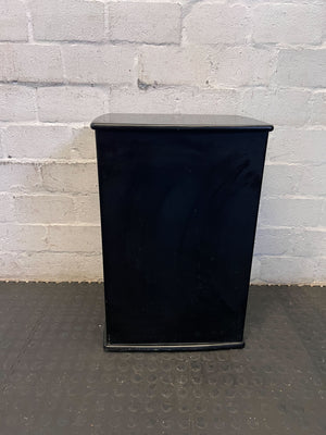 Elegant Black Tiered Display Shelf