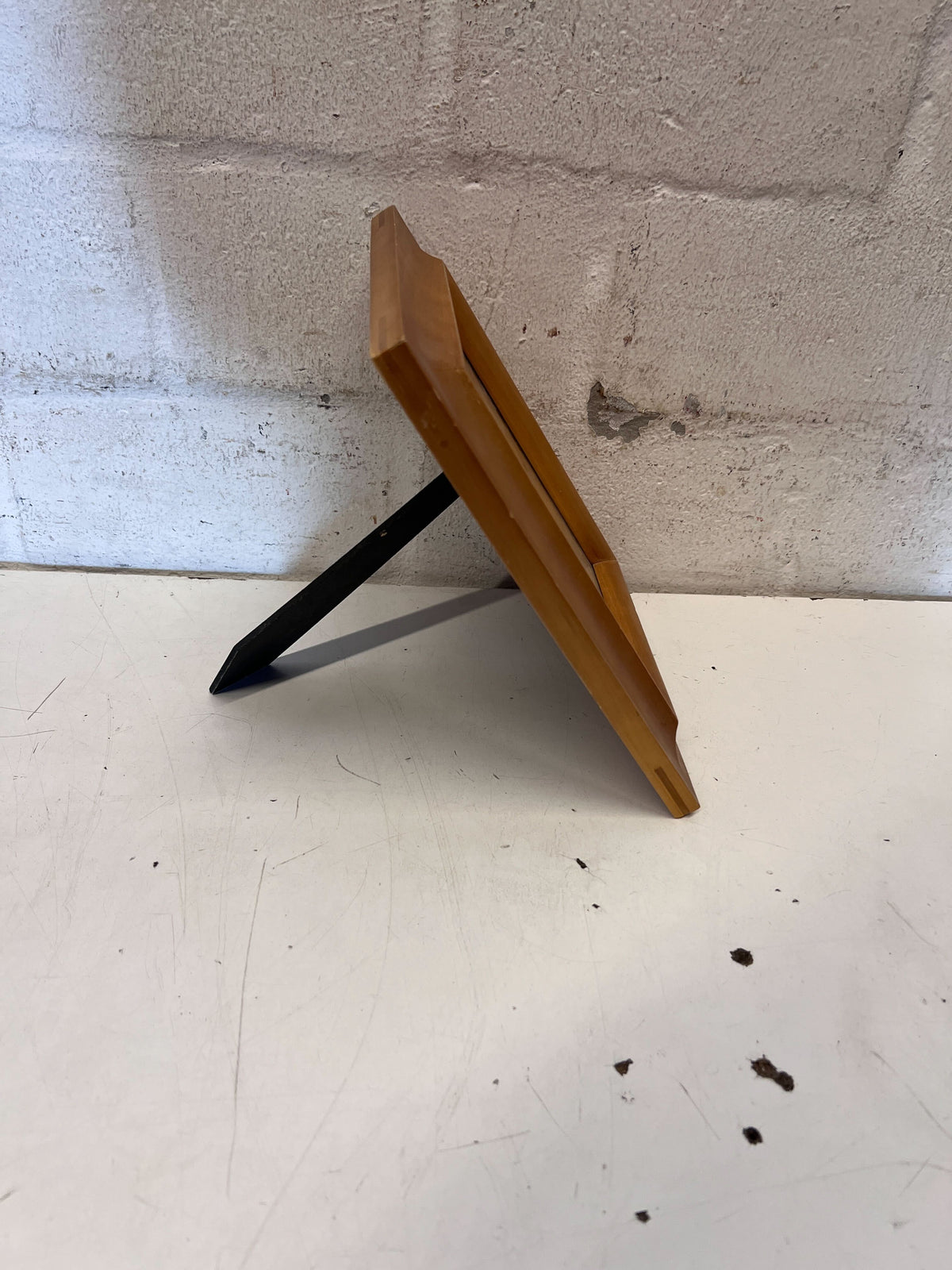 Classic Natural Wood Picture Frame - 2ndhandwarehouse.com