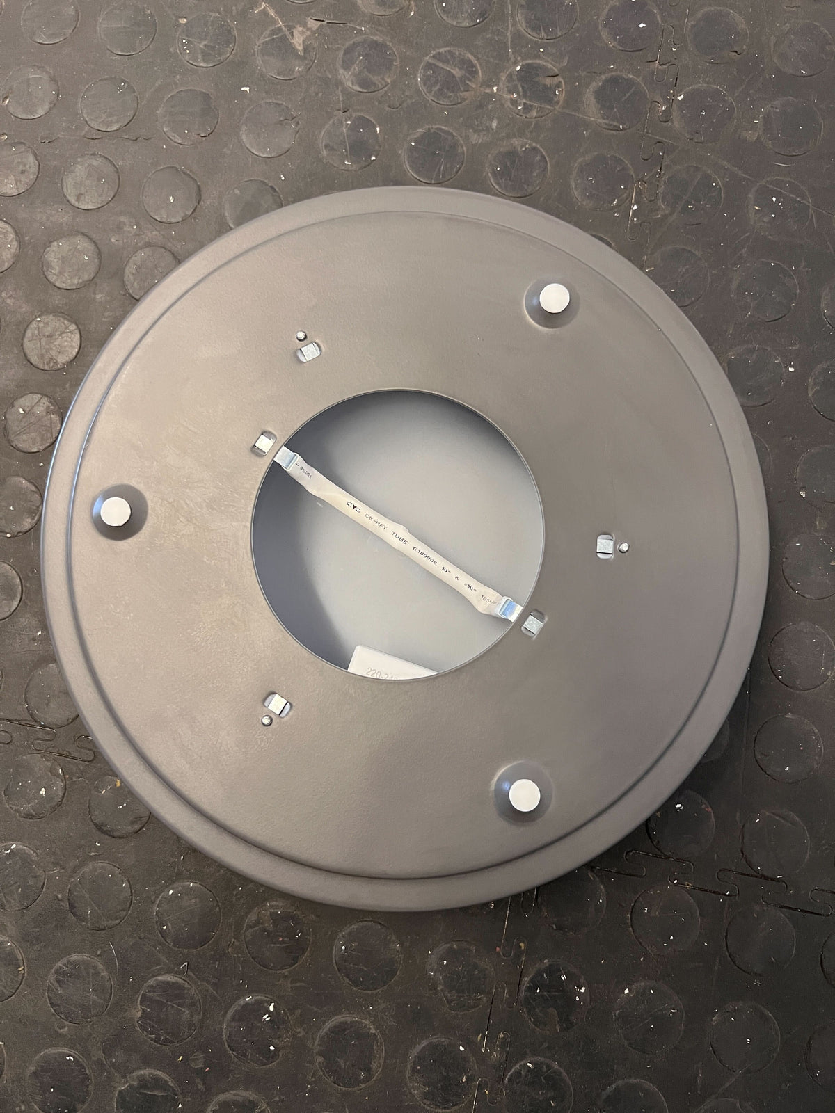 Sleek Modern Round Flush Mount Light Fixture - 2ndhandwarehouse.com