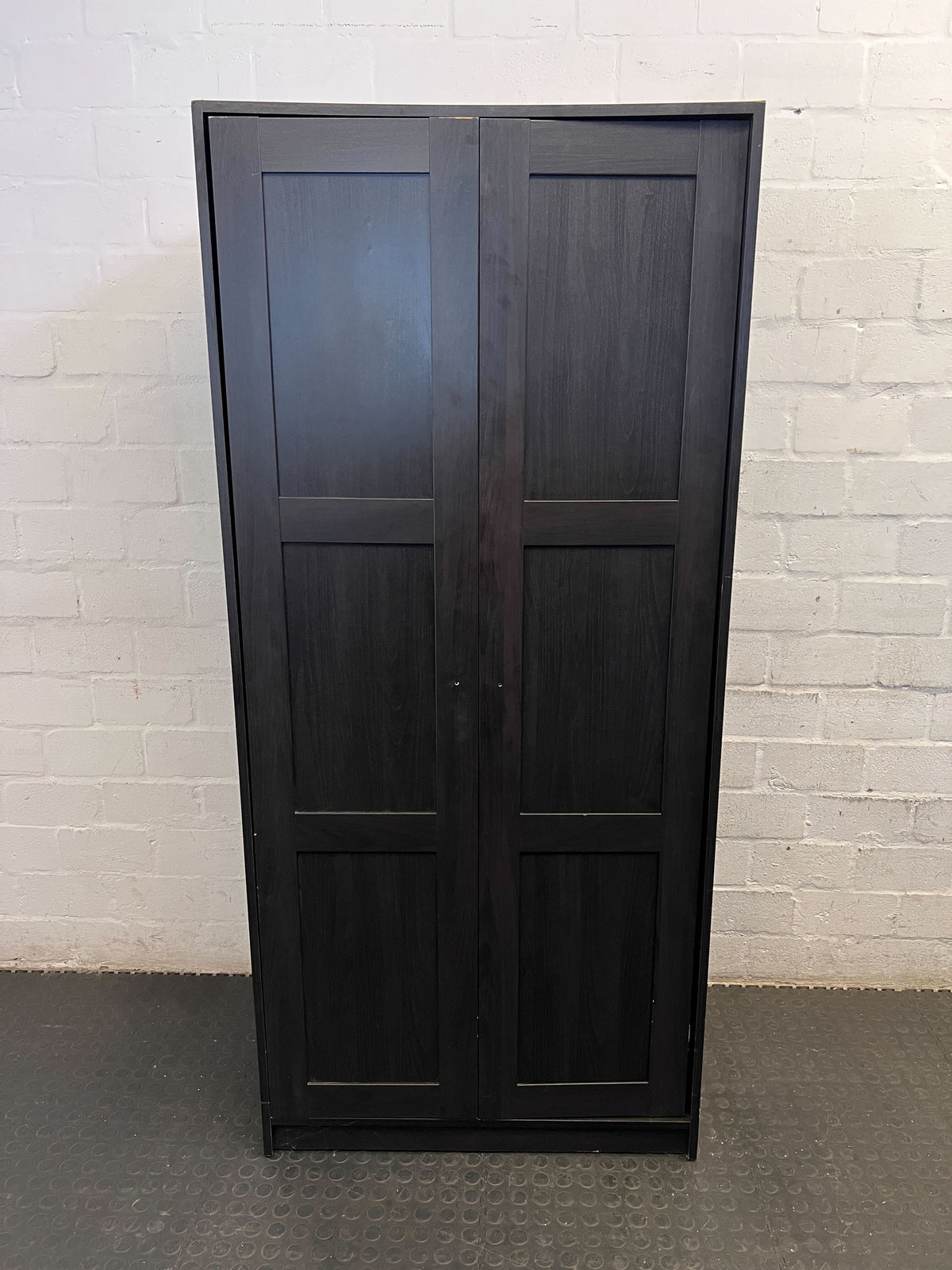 Stylish Dark Wood Double Wardrobe - The doors need hinges - 2ndhandwarehouse.com