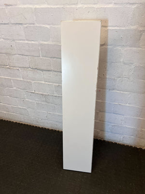 Chic White Wall-Mounted Key & Mail Organizer with Shelf- Towel hunger - 2ndhandwarehouse.com