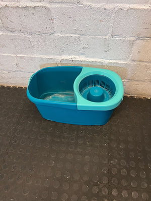 Vibrant Blue Mop Bucket with Integrated Wringer - 2ndhandwarehouse.com