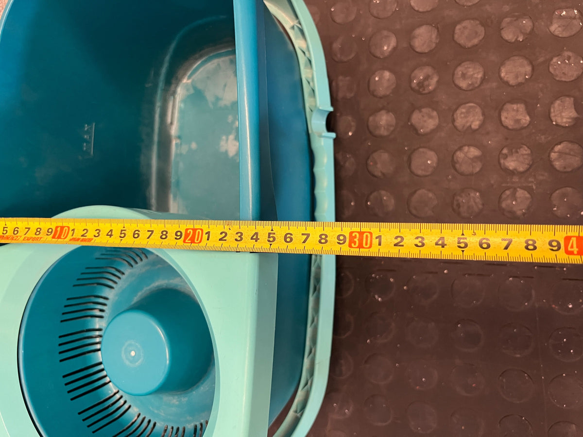 Vibrant Blue Mop Bucket with Integrated Wringer - 2ndhandwarehouse.com