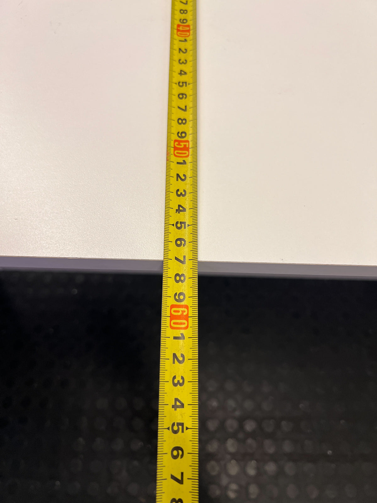 Versatile White Minimalist Desk 163 x 57cm - 2ndhandwarehouse.com