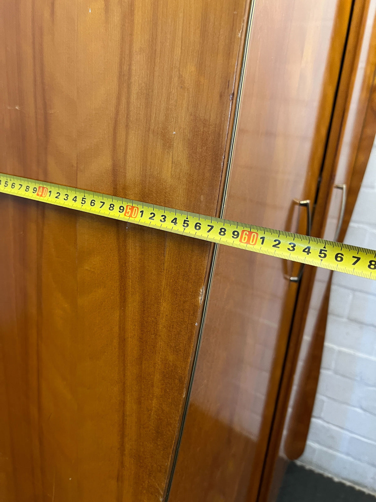 Retro Chic Wooden Wardrobe with Unique Grain ✨