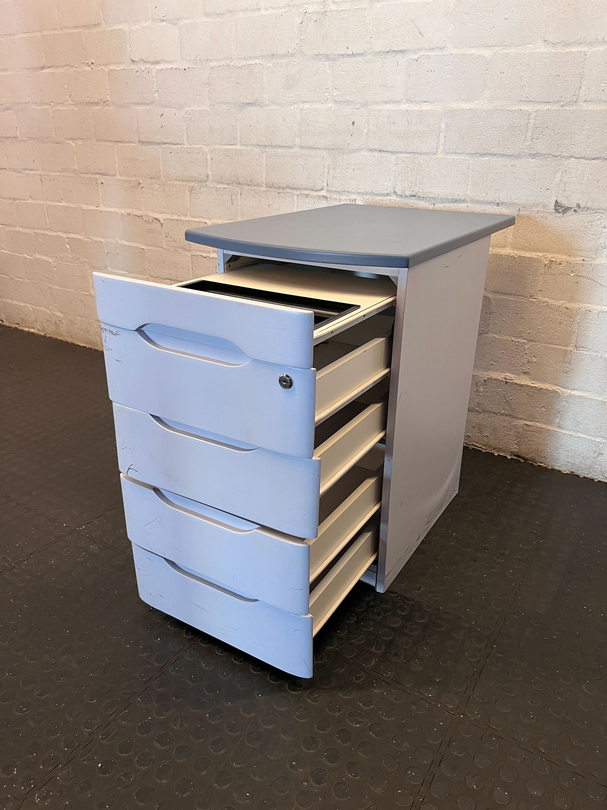 Compact 4-Drawer Office Filing Cabinet with Lock - 2ndhandwarehouse.com