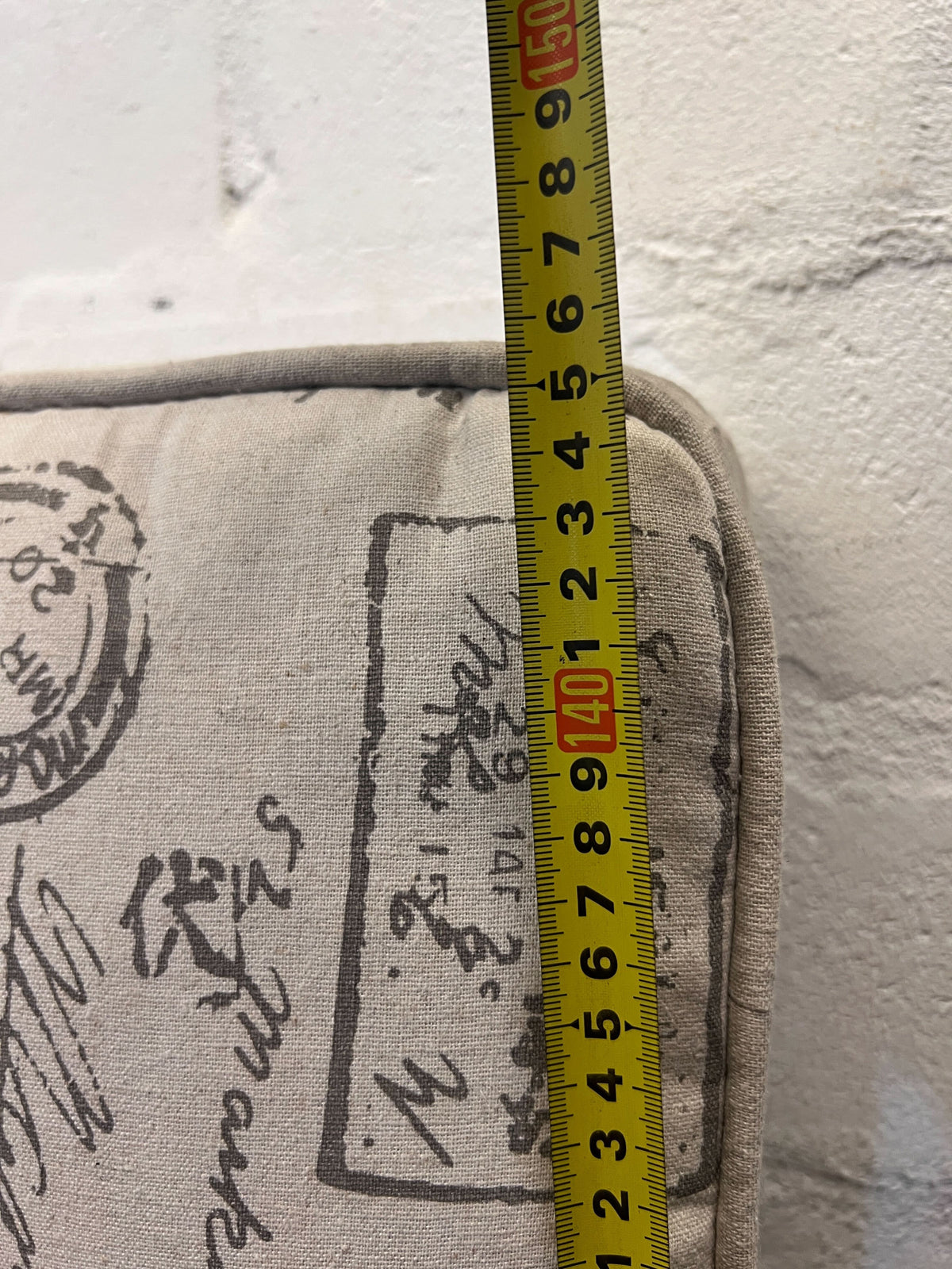 Stylish & Compact Folding Guest Bed with Vintage Script Pattern