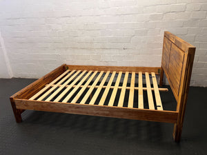 Stunning Solid Acacia Wood Bed Frame with Integrated Storage Drawers - 2ndhandwarehouse.com