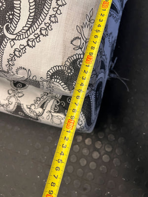 Stylish Black & White Paisley Sectional Sofa with Chaise & Cushions