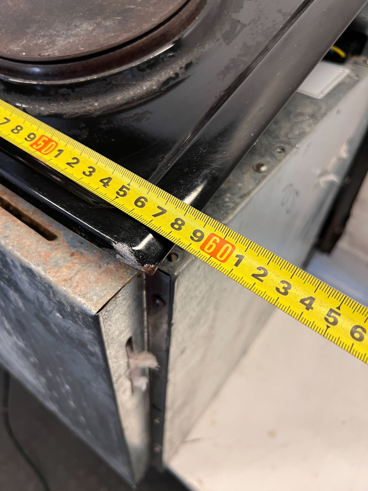 Defy Miniline Black Built-In Oven - Pre-Loved Kitchen Essential - 2ndhandwarehouse.com