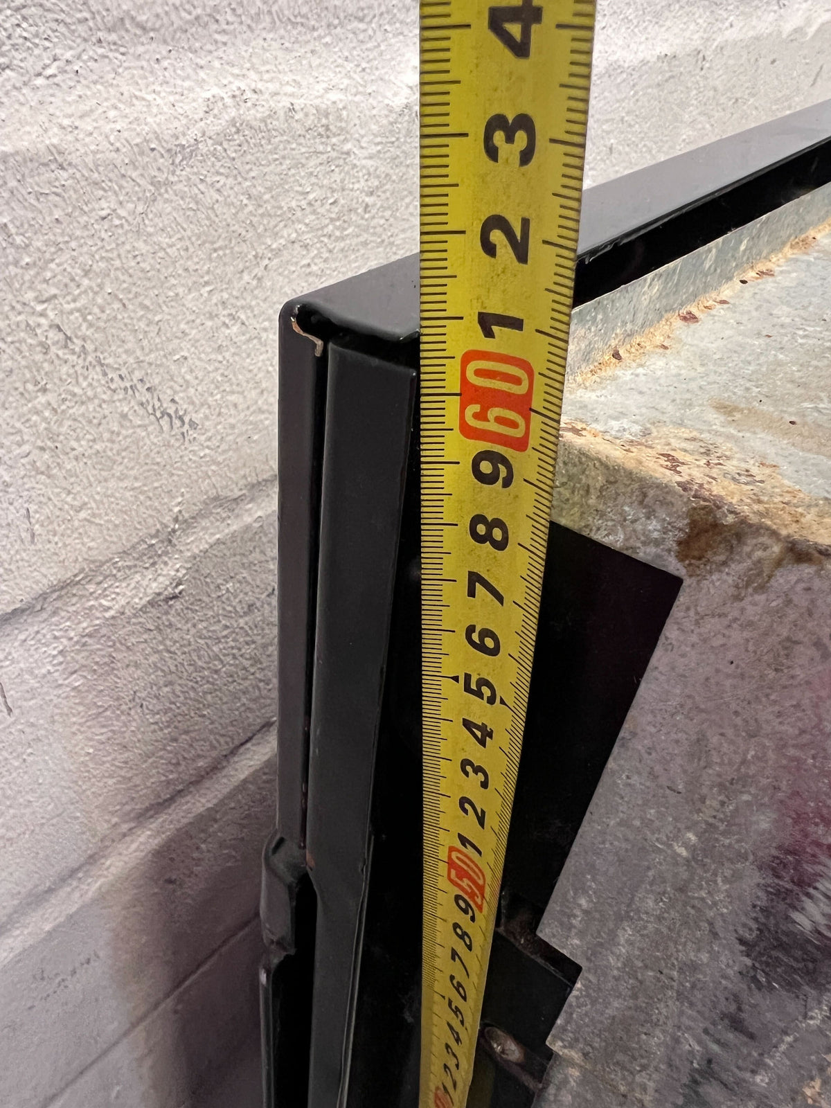 Defy Miniline Black Built-In Oven - Pre-Loved Kitchen Essential - 2ndhandwarehouse.com