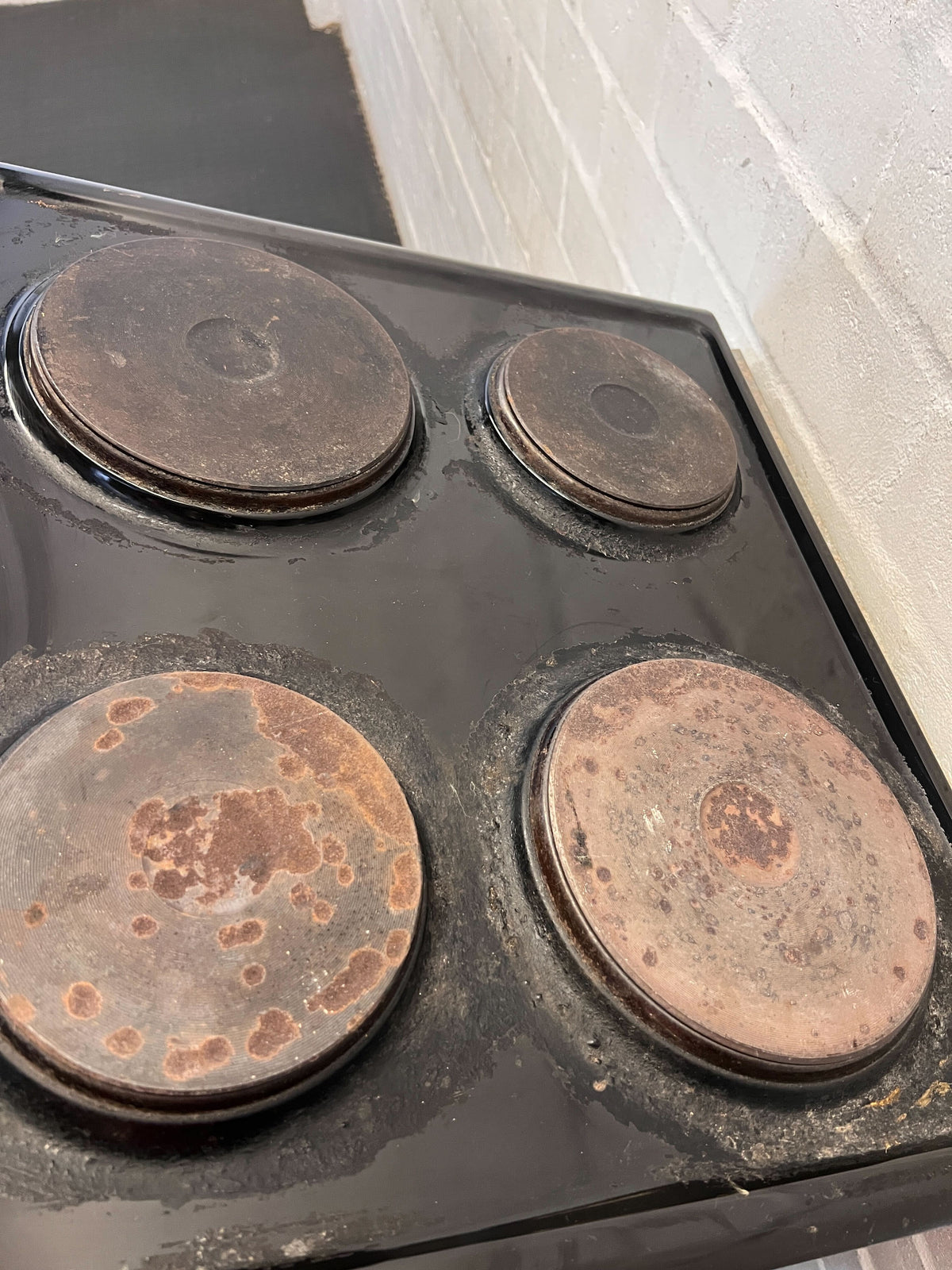 Defy Miniline Black Built-In Oven - Pre-Loved Kitchen Essential - 2ndhandwarehouse.com