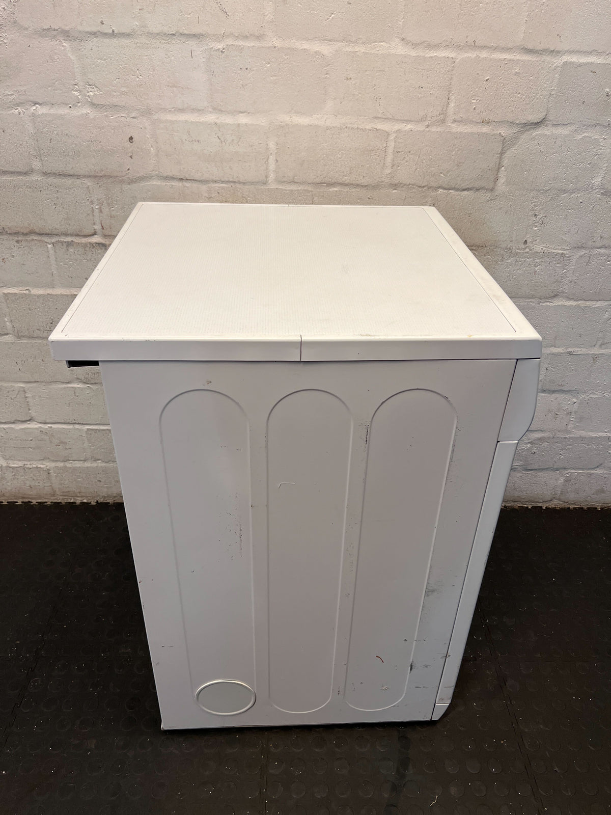 LG Condenser Dryer 7.5kg - Efficient & Reliable Laundry Solution - 2ndhandwarehouse.com