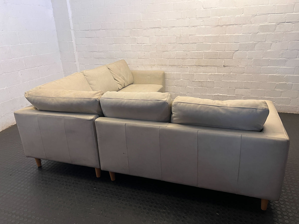 Modern Beige L-Shape Corner Couch with Chaise