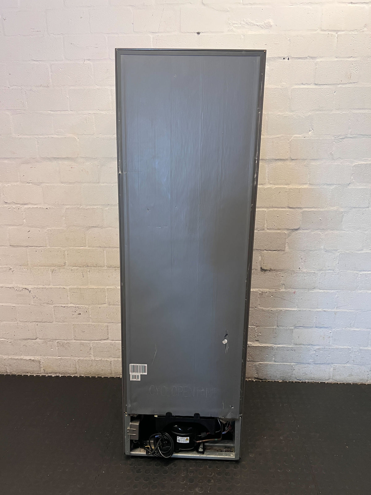 Hisense Tall Black Fridge Freezer with Water Dispenser