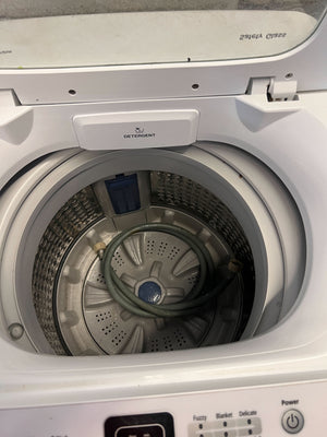 Reliable White Top-Loading Washing Machine