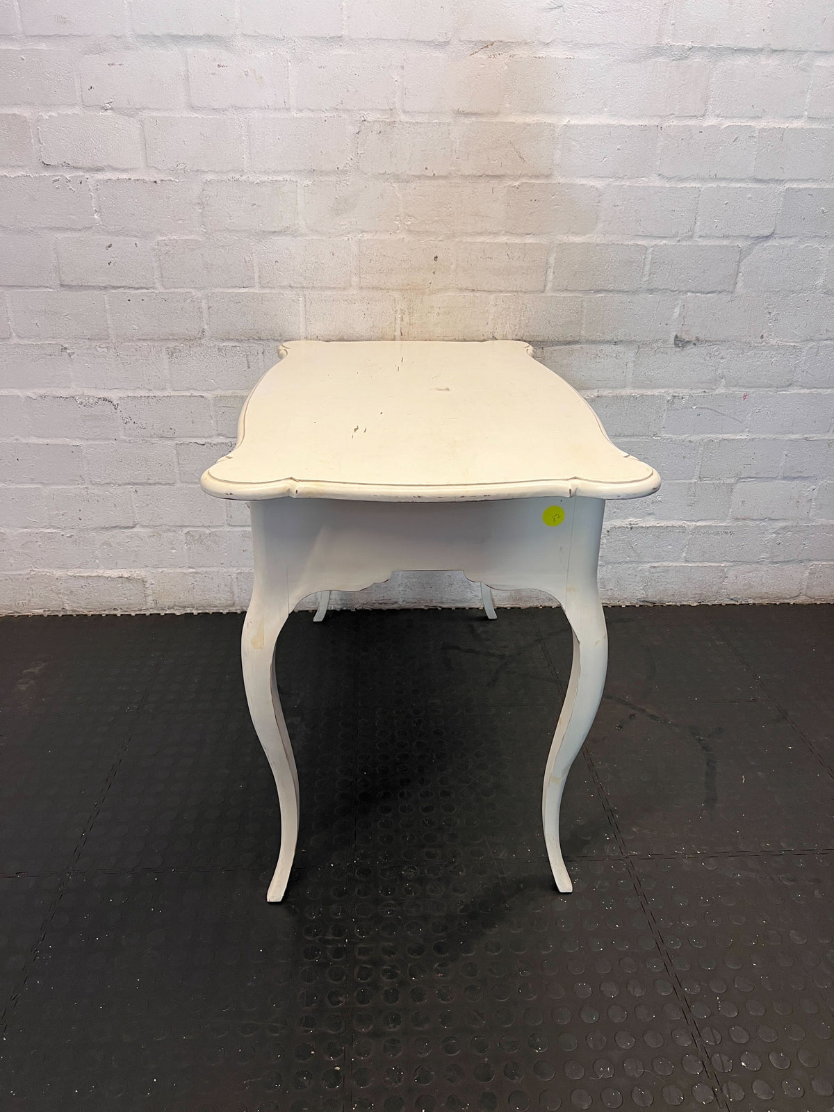 Elegant Vintage Cream Dressing Table with Drawers - 2ndhandwarehouse.com