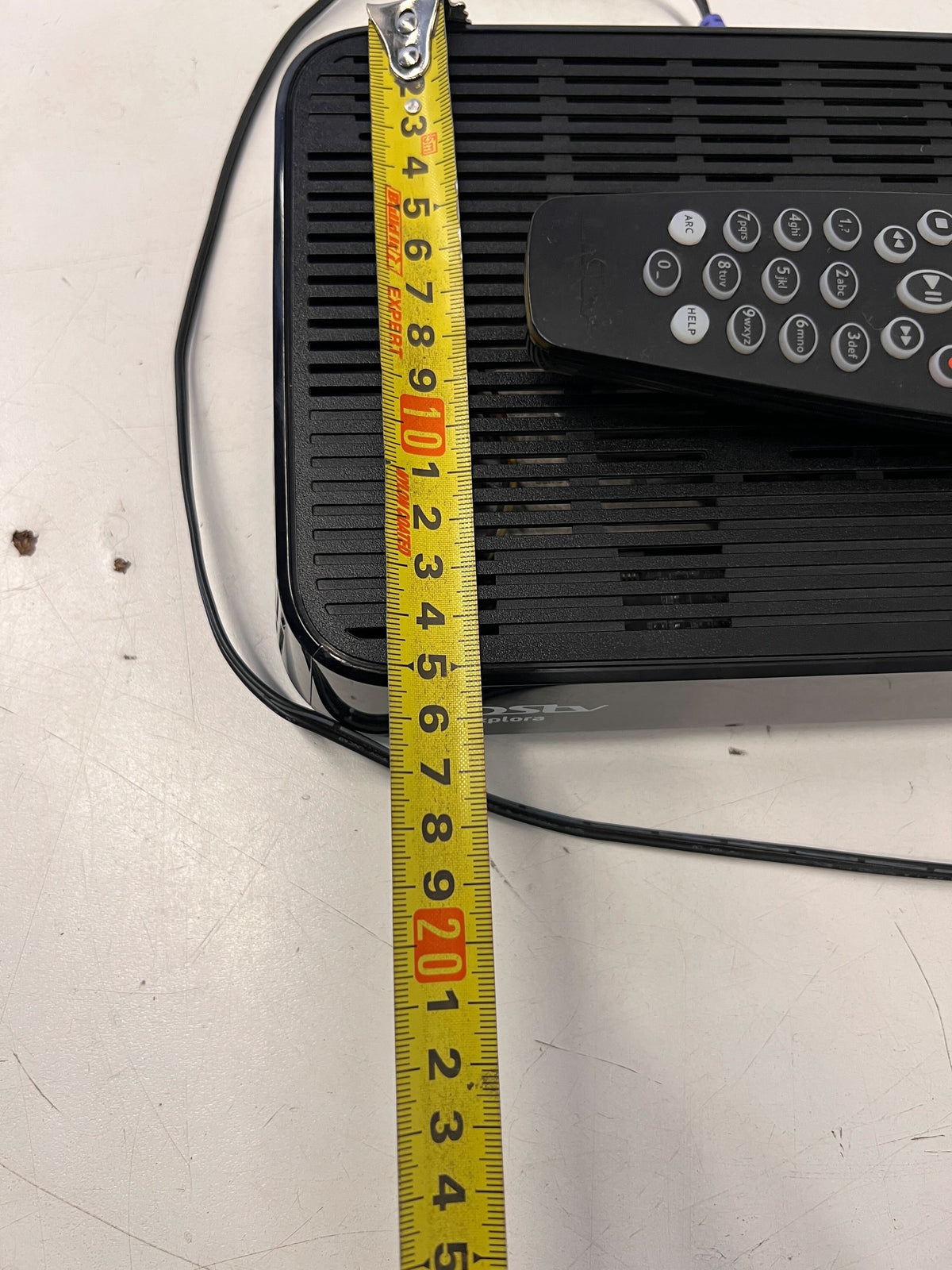 DSTV Explora 2A Decoder with Remote - 2ndhandwarehouse.com