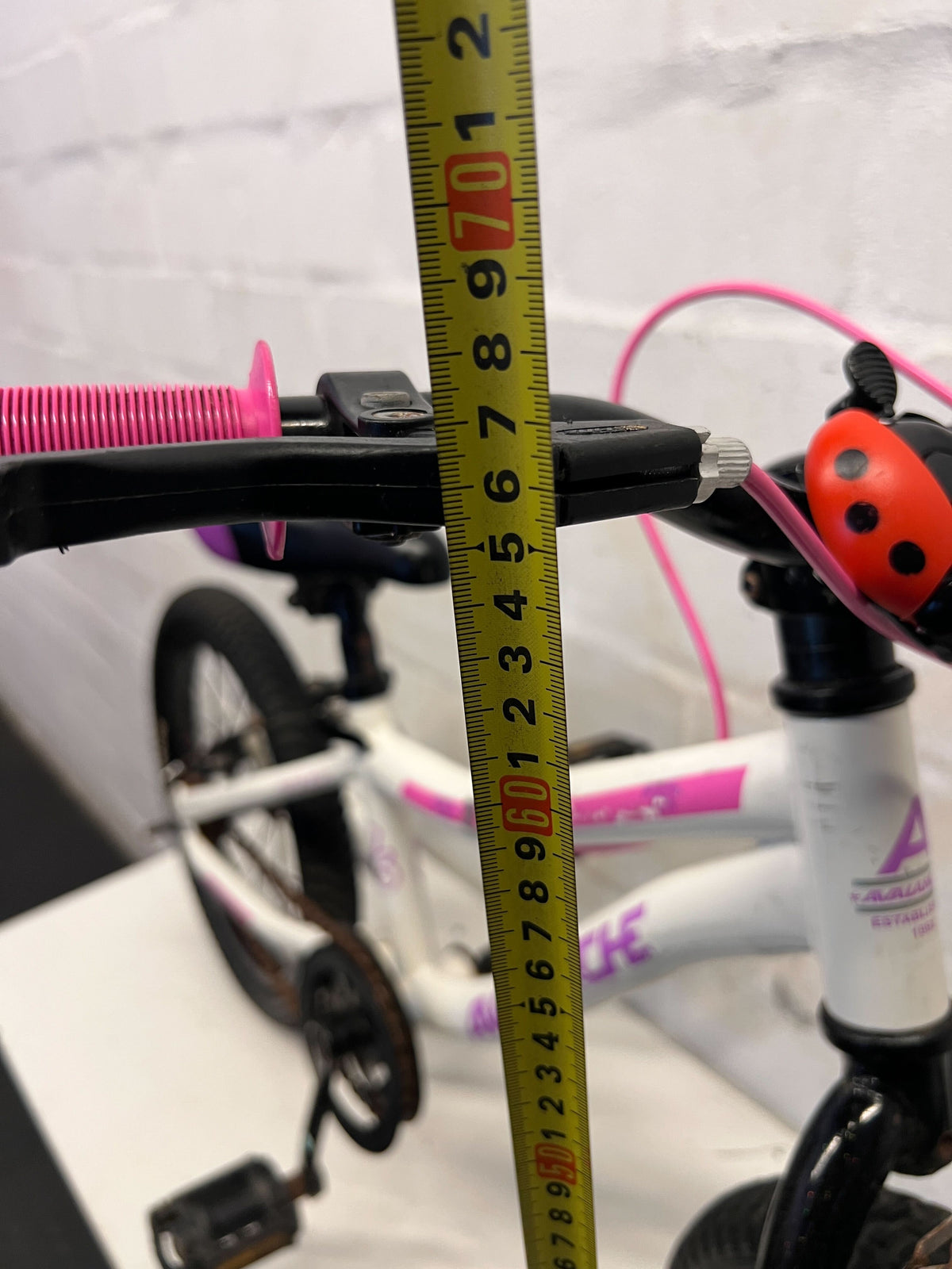 Avalanche Kids' 16-inch Bicycle - Pink & White - 2ndhandwarehouse.com
