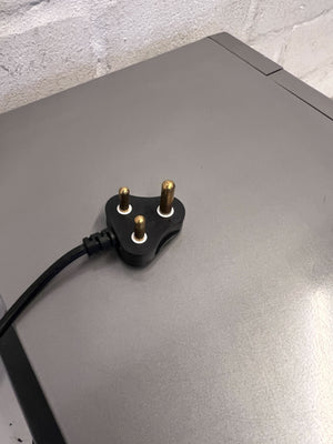 Samsung Silver Digital Microwave Oven - Excellent Condition! - 2ndhandwarehouse.com