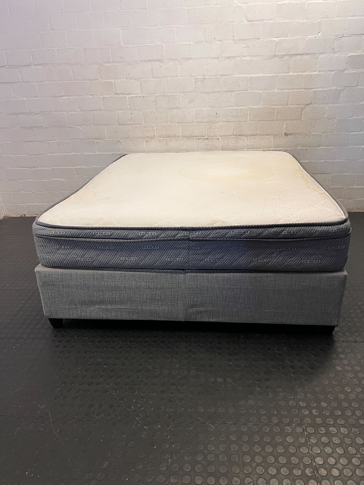 Padley Mattress & Base Set - Affordable Sleep Solution - Fair used - 2ndhandwarehouse.com