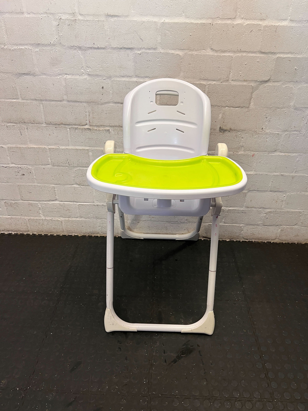 Compact & Foldable Baby High Chair with Green Tray - 2ndhandwarehouse.com